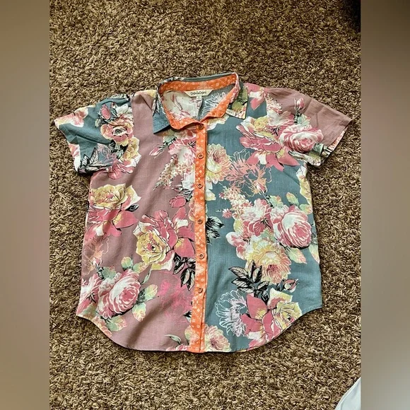 DAVI & DANI Multicolor Floral Button Down Shirt - Picture 3 of 4